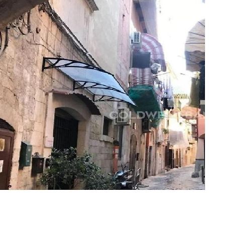 Al Vecchio Arco A Bari Vecchia Apartment Bagian luar foto