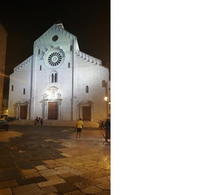 Al Vecchio Arco A Bari Vecchia Apartment Bagian luar foto
