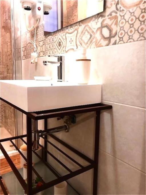 Al Vecchio Arco A Bari Vecchia Apartment Bagian luar foto